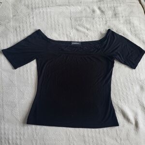 Bebe Black Off-the-Shoulder Fitted Top With Peep Hole